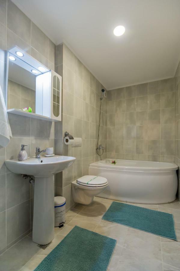 Apartament Aris Apartament *