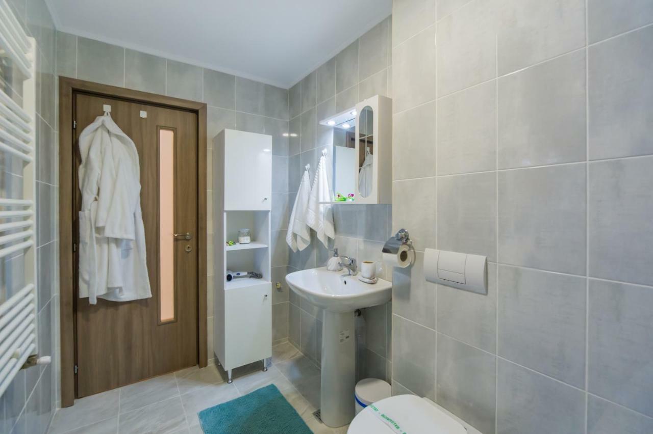 Aris Apartament